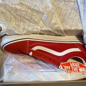 Vans: Red Old Skool Size 7.5